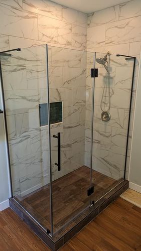 Custom Showers for New Millennium Construction Services Corp  in Wilmington, IL