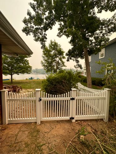 Vinyl fence  for Wantage Fence & Stonework, LLC in Wantage, New Jersey