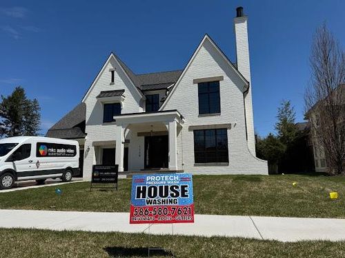 Exterior Window Cleaning for ProTech Pressure Wash LLC in Clinton Township, MI