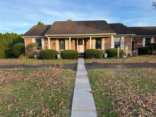 Shrub Trimming for Dunn-Rite Landscaping in New Oxford, PA