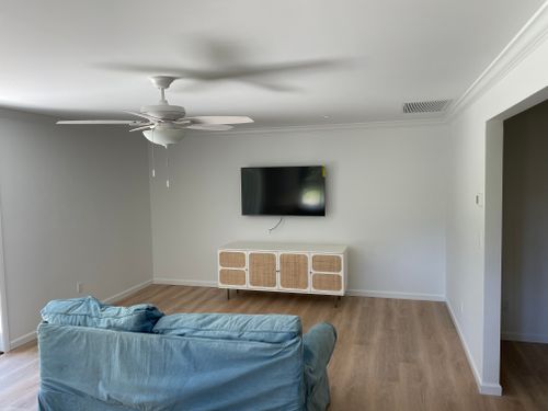  for Make It Right Contracting in East Hampton, NY