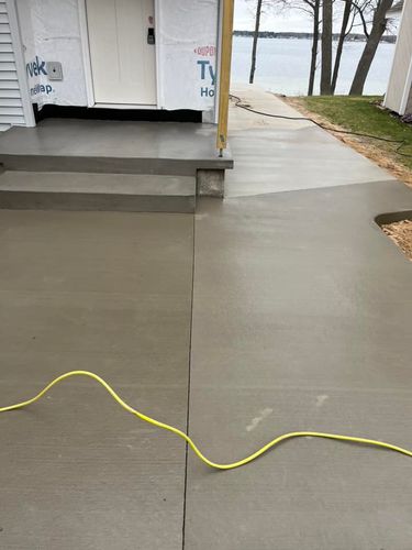  for JR Concrete in Cadillac, MI