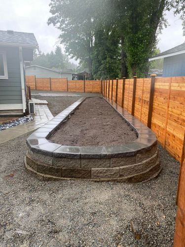 Retaining Wall Construction for Juan Esteban Landscape service LLC  in Bonney Lake, WA