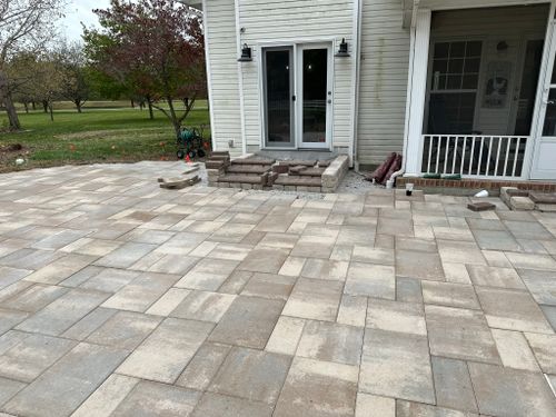 Landscape Installation for Mayfield Landscaping in Staunton, IL