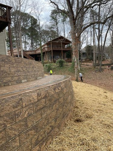 Tree Removal for Rosales Landscaping LLC in Lake Gaston, North Carolina