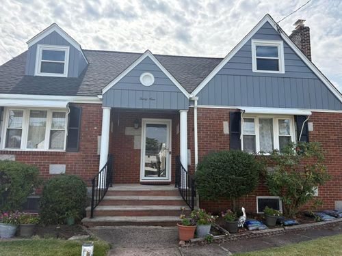 for Guss Professional Painting and Wallpaper in Clifton, NJ