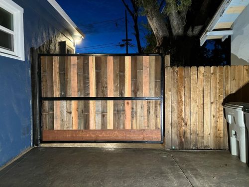 Commercial And Residential Gates for TNT DOORS in Sacramento, CA