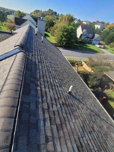 Roofing for La Bendicion Construction LLC in Annandale, VA