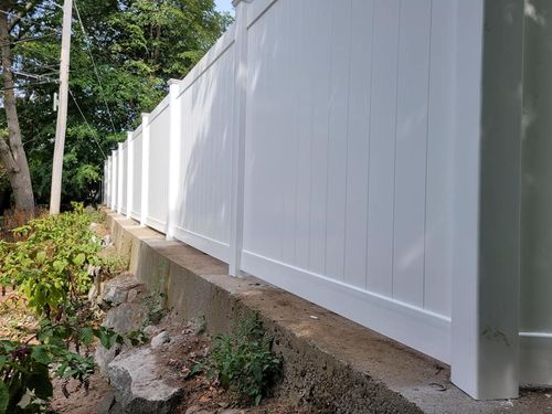 Vinyl Fences for Azorean Fence in Peabody, MA