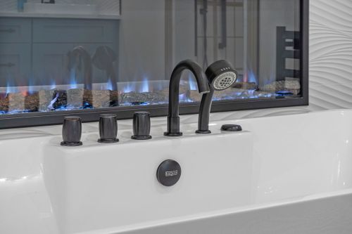 Custom Home Construction for Genuine Homes LLC in Franklin County, WA