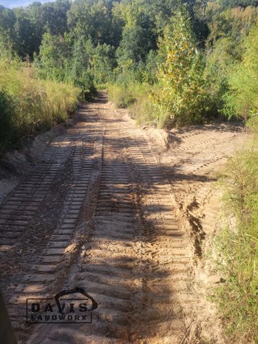 Dozer Services for Davis Landworx in Clanton,  AL