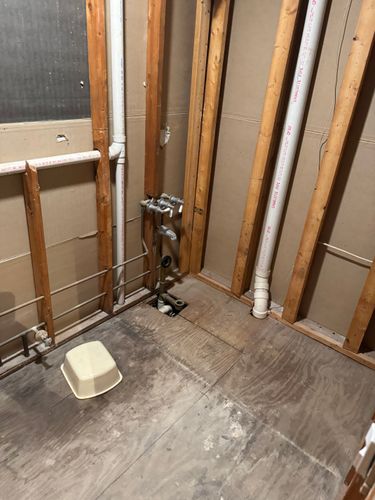  for Make It Right Contracting in East Hampton, NY