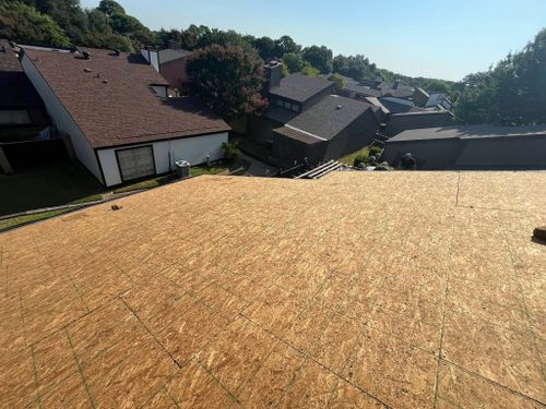 Roofing Installation for Royalty Contracting Roofing in Saginaw, TX