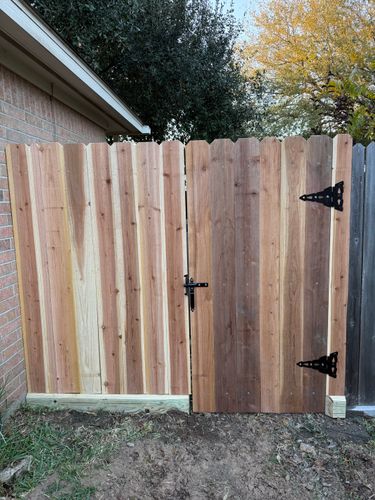 Fence Installation for Kingdom Fence in Houston, TX