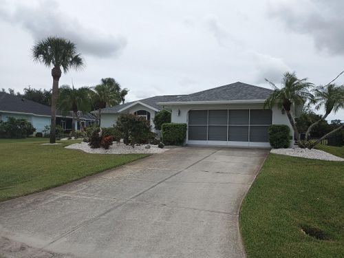 Mowing for Unity Maintenance and More LLC in Englewood, FL