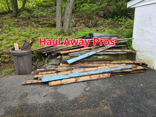 Junk Removal for Haul Away Pros in Tewksbury, MA