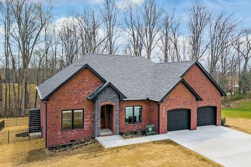 Custom Home Design for B4 Construction LLC in Cookeville, TN