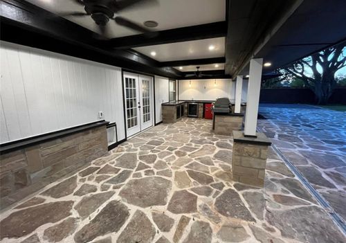 Painting and drywall for JR Quality Remodeling in Dallas, TX