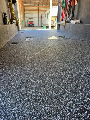 Barn Aisle Flooring for Shelton Trailer Flooring  in Ocala, FL