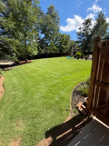  for Fantastic Lawn Care LLC in Fayetteville, GA