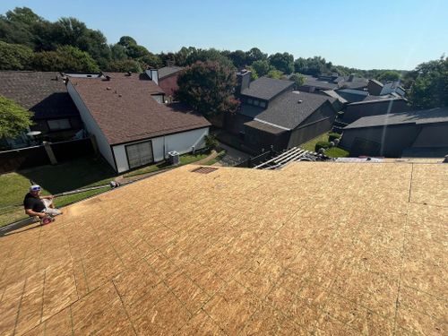 Roofing Installation for Royalty Contracting Roofing in Saginaw, TX
