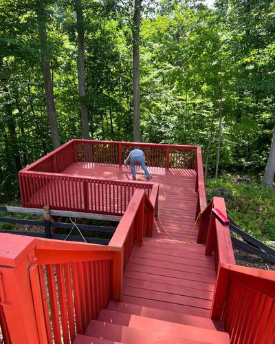 Deck and Fence Painting for Prime Home Improvement in Cincinnati, OH