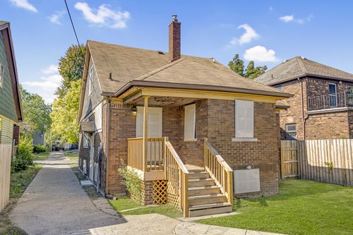 General Contractor for Denson Construction Services in Detroit, MI