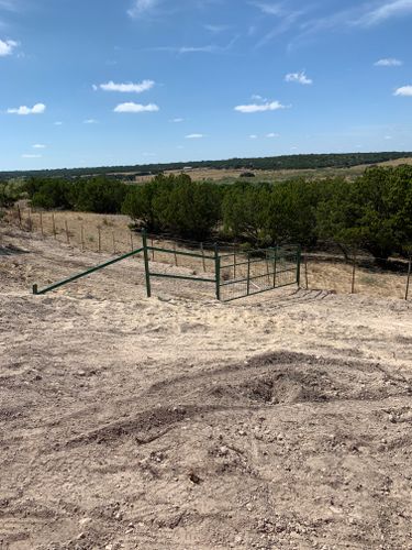  for 5-7 Fencing & Construction in Madisonville, TX
