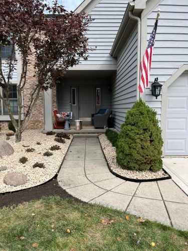 Aggregate & Metal Edge Installation for Elevate Landscape & Hardscape in West Jefferson, OH
