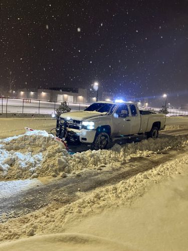 Comercial Ice & Snow Management for Parga Development & Maintenance Services  in Thornton, CO