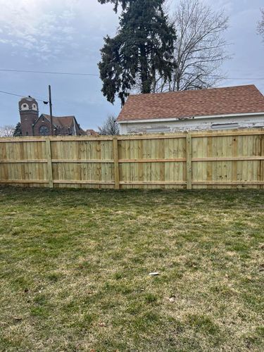 Wood Fences for Illinois Fence & outdoor co. in Kewanee, Illinois