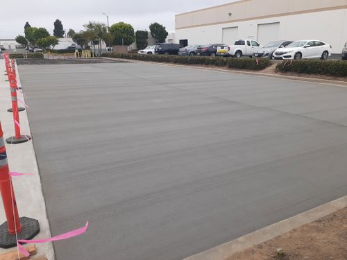 Commercial Concrete Paving for Indy Elite Concrete in Arcadia, IN