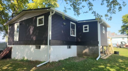 Gutter Maintenance for Bredekamp Seamless Gutters in Jackson County, IA