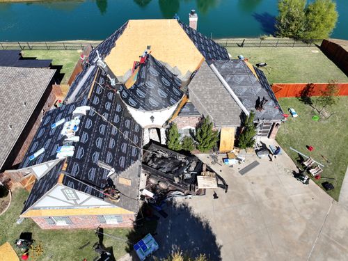  for Clutch Roofing & Construction in Mustang, OK