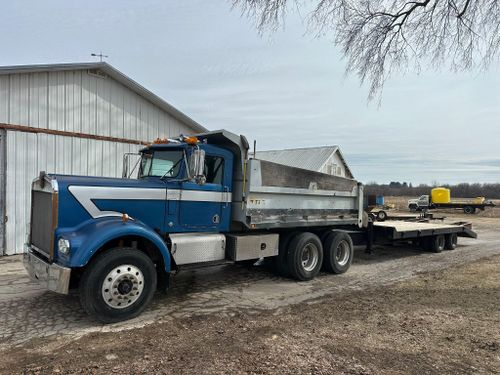  for 608 Earthworks in Marshall, WI