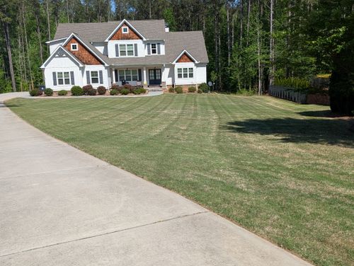  for Fantastic Lawn Care LLC in Fayetteville, GA