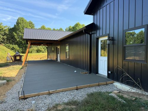 Driveways & Sidewalks for Whitfield Concrete Construction in Solsberry, IN