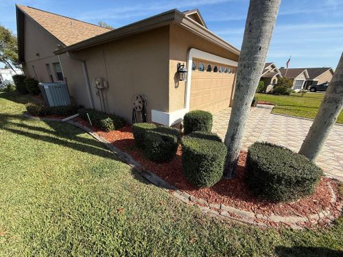 Mulch Installation for Kramer & Son’s Property Maintenance in Hudson, FL