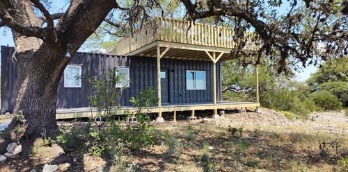  for De Leon Carpentry & Renovation  in Leakey, TX