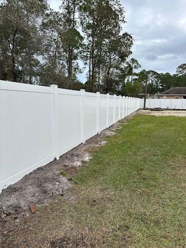 Vinyl Fence Installation for ASAP Fence & Gates - Central, FL in Leesburg, FL