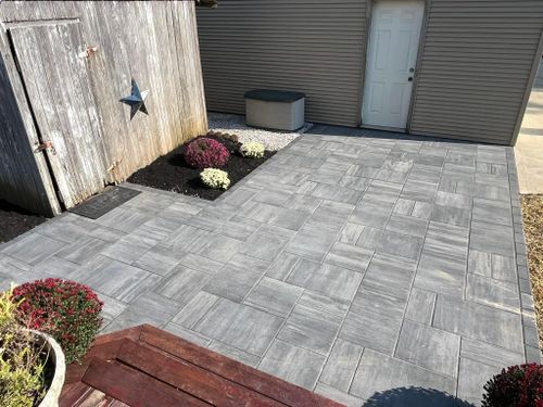 Paver Patio Design & Construction for Higgins landscaping LLC in West Jefferson, OH