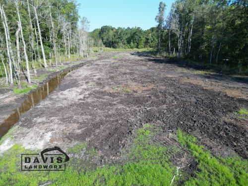 Dirt Work for Davis Landworx in Clanton,  AL