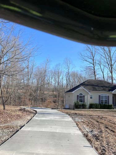 Driveway and Sidewalk Installation for Volunteer State Concrete Inc  in Clarksville, TN