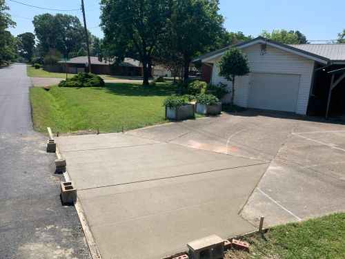  for R&C Concrete in Jonesboro, AR