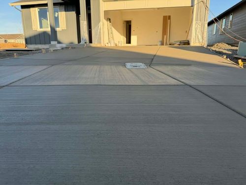 Concrete Slab Construction for Elite Concrete & Coatings in Sunriver, OR