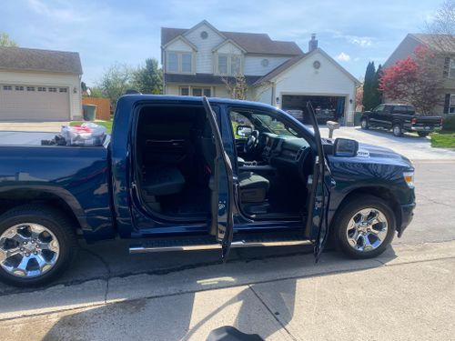 WAX AND POLISH for Chambers Car Care in Hilliard, OH