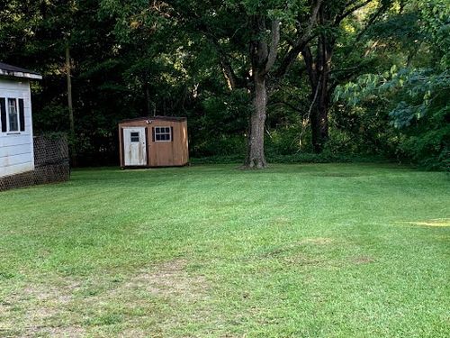 All Photos for Reg's Lawn Care Services in LaGrange, GA