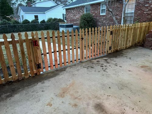 Specialty/Custom Fences for 4 In The Fire Fencing LLC in Darlington, SC