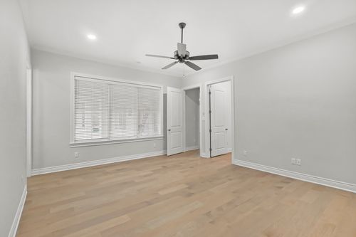  for Easterling Homes in College Station, TX