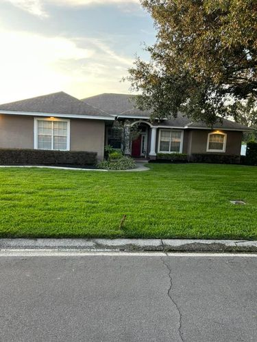 All Photos for Estrada All Pro Lawn Service in Auburndale, Florida